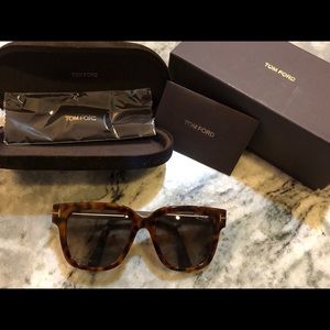 Tom Ford Havana polarized sunglasses